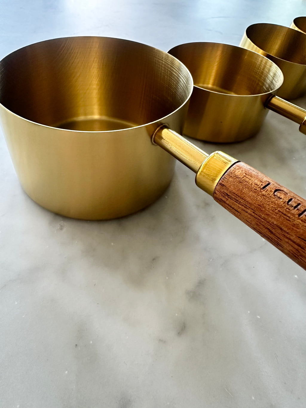 Montecito Acacia Wood & Gold Measuring Cups & Spoons Set Busa Designs